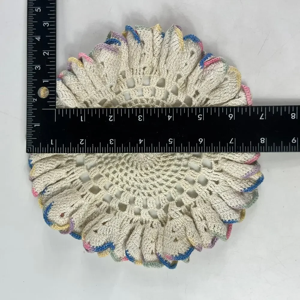 Vtg Crochet Pot Holders Set of 2 Round Ruffle Edge Doily Style 6.5
